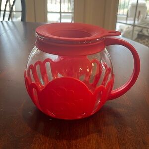 Mini pop microwave popcorn popper